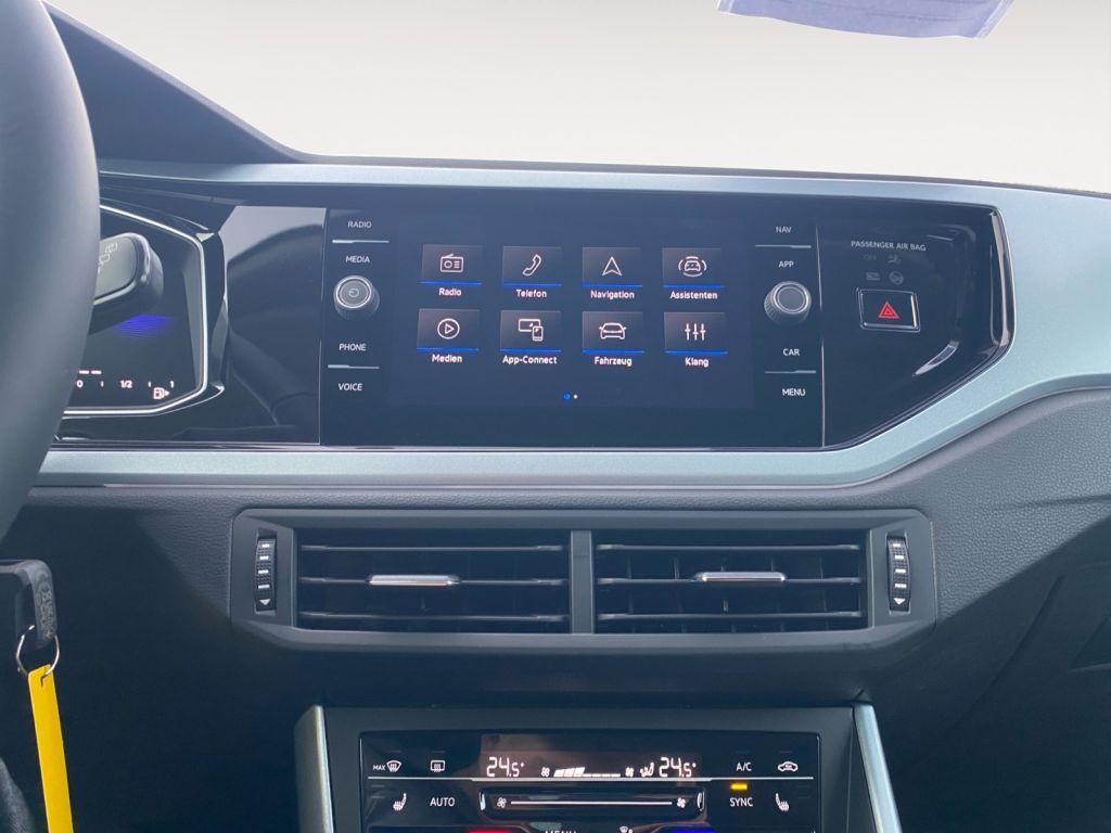 Fahrzeugabbildung Volkswagen Taigo 1.5 TSI DSG Life Energy 5 JahreNW Garantie