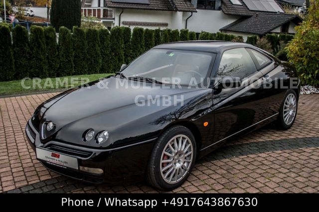 Alfa Romeo GTV 3.0 V6 24V 2. Hand Scheckheft TÜV Neu