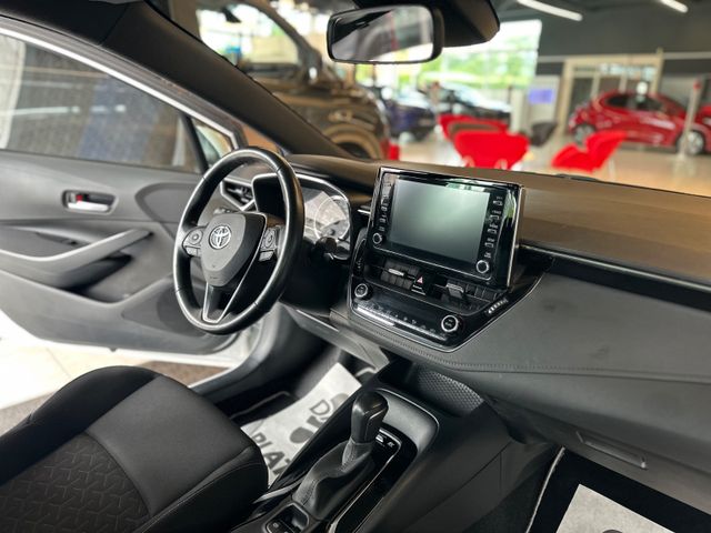 Toyota Corolla  Hybrid Club