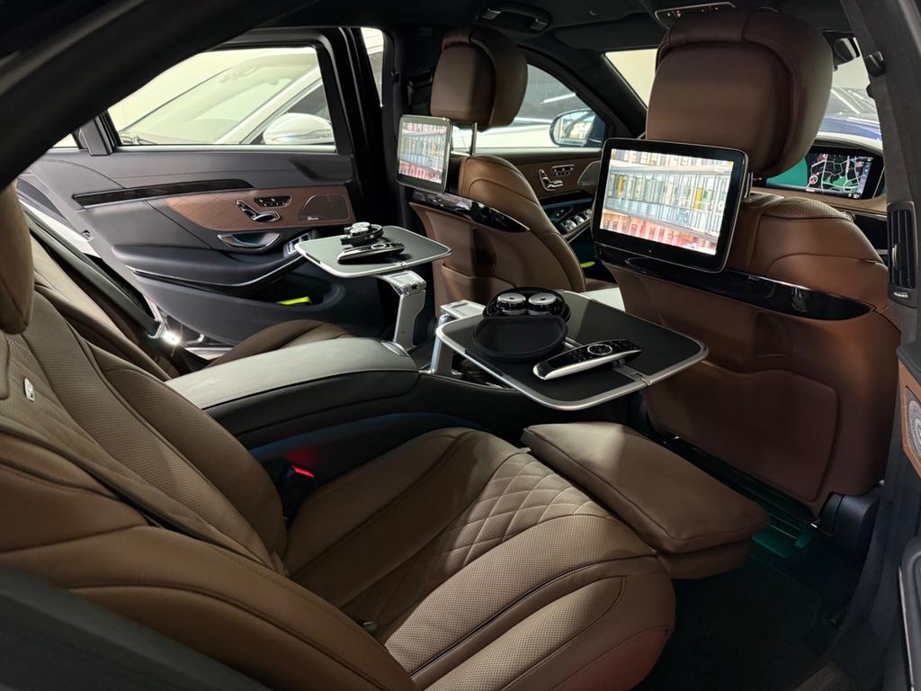 Mercedes-Benz S 600