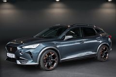 CUPRA Formentor VZ 4Drive*DSG*AHK*LED*WIN*19"*