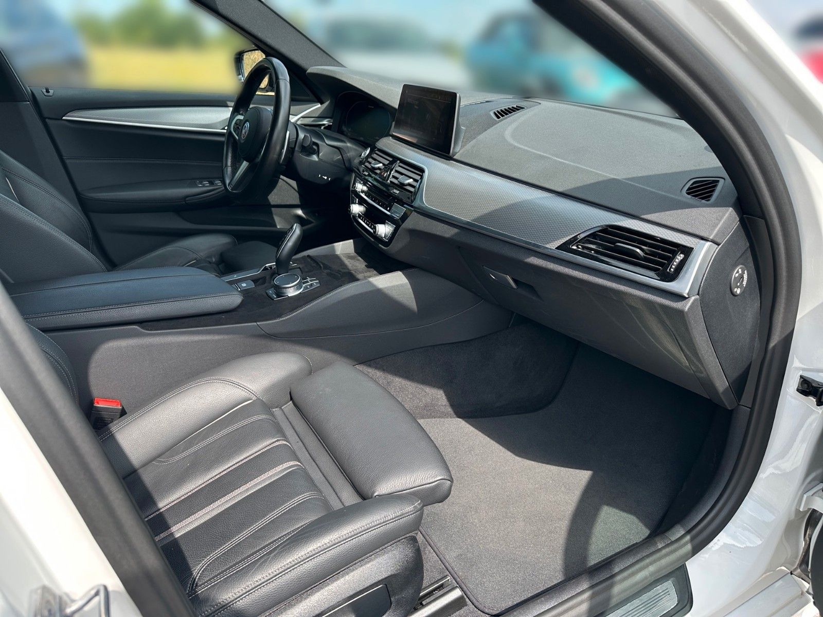 BMW 520 d Touring M Sport – Bild 4