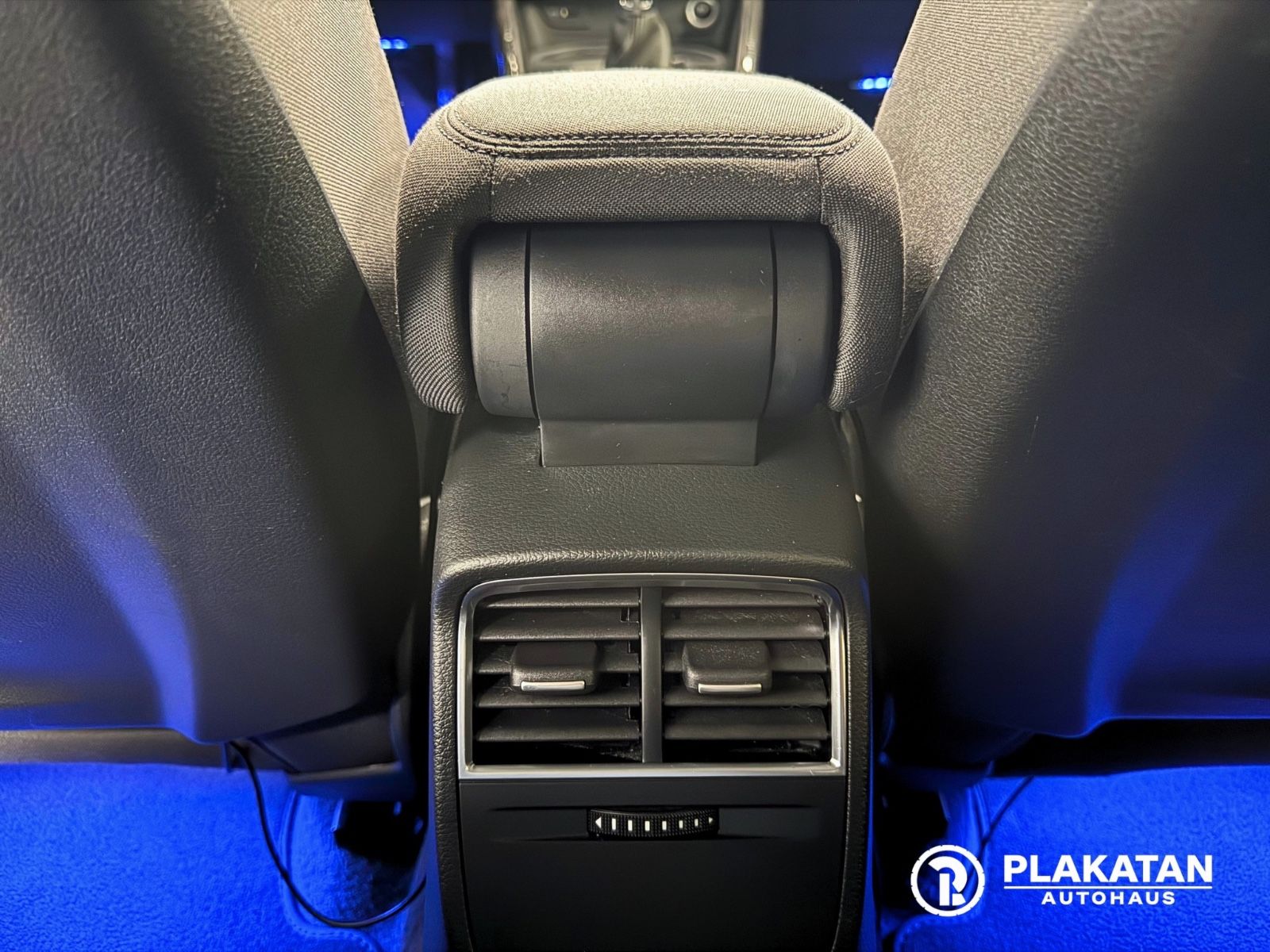 Fahrzeugabbildung Audi A3 Sportback Navi DigitalInstr LED