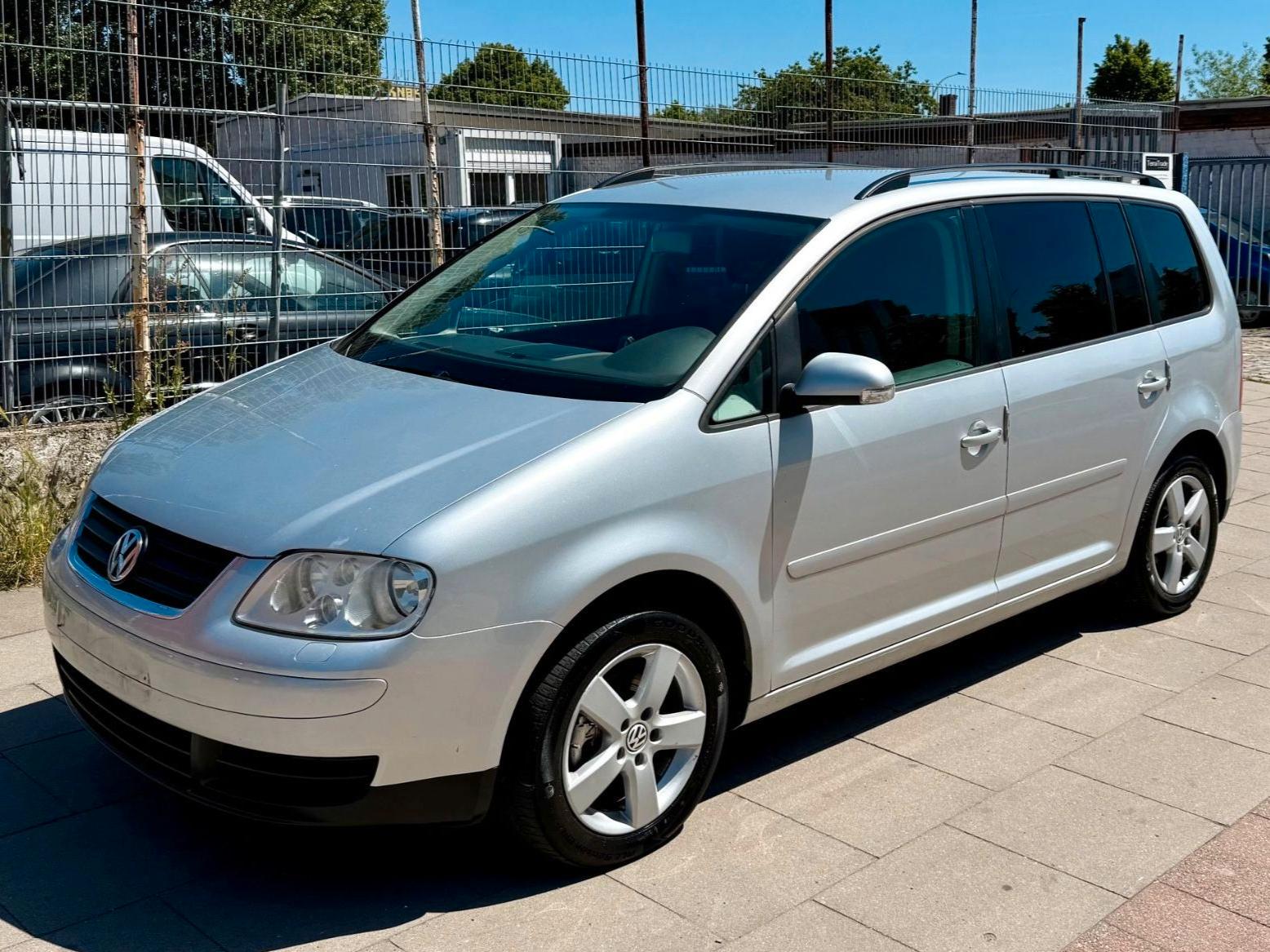 Volkswagen Touran Trendline * TÜV NEU* 7-SITZER