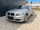 BMW E91 318D AUTOMATIK SCHECKHEFT NAVI XENON - BMW 318: 318d E91