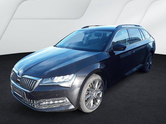 Skoda Superb Combi 2.0TDI STYLE*LED*NAVI*AHK*PDC