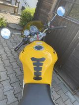 Suzuki SV650 - SUZUKI GELB