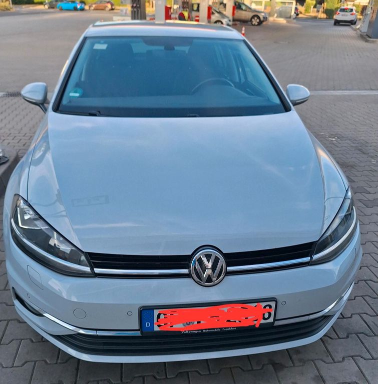 Image of Volkswagen Golf