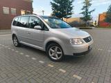Volkswagen VW Touran 1,6 FSI  *Steuerkette neu* - gebrauchte VW Touran aus dem Jahr 2003