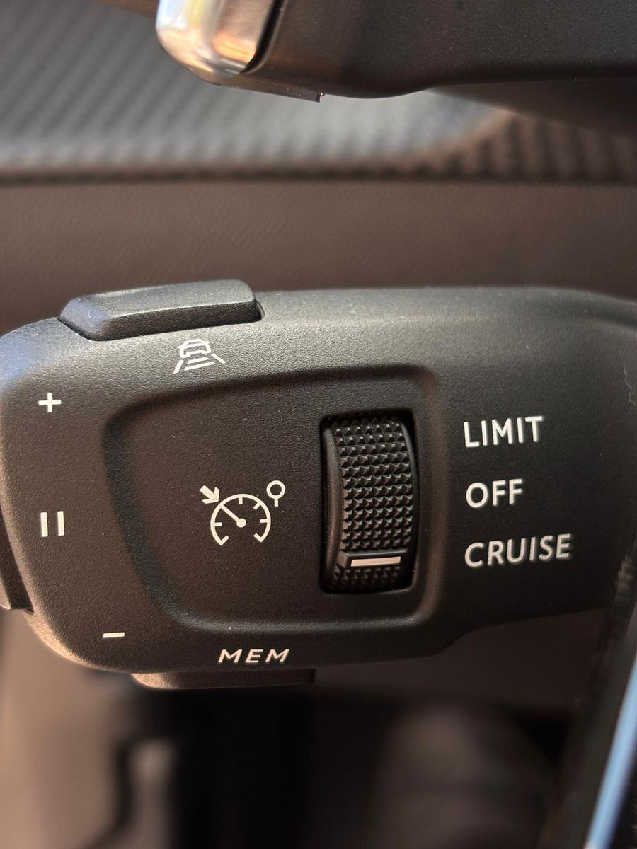 Peugeot 2008 GT  *TÜV*LED*360° KAMERA*