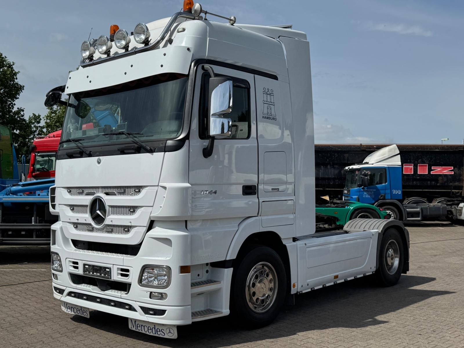 Mercedes-Benz ACTROS 1844 - RETARDER - MEGA SPACE