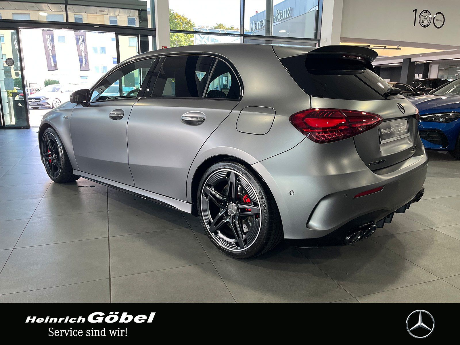 Fahrzeugabbildung Mercedes-Benz A 45 S 4M PANO+HUD+BURMESTER+NIGHT+360°+VMAX-270