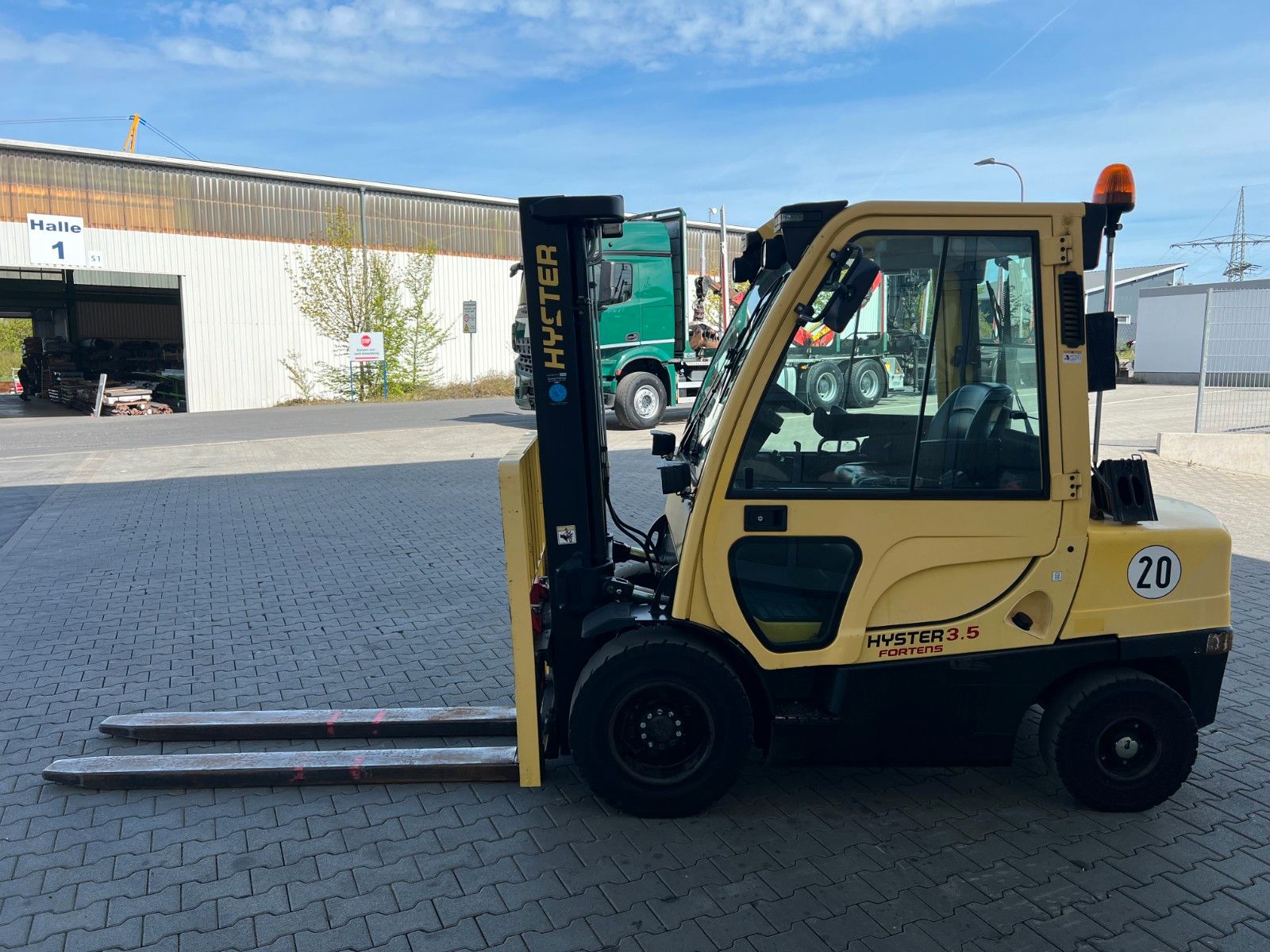 Fahrzeugabbildung Hyster H3.5 FT / Seitenschieber / HH:3,15m / nur 1.283h