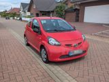 Toyota Aygo 1.0 EZ 2005 - Toyota aus 2005: Aygo