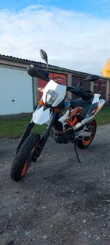 KTM 690 SMC-R Supermoto 2014 - KTM SUPERMOTO