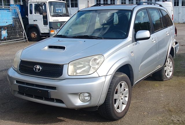 Toyota RAV 4 2.0 D-4D EURO 3 KLIMA 4X4 ALLRAD !!!