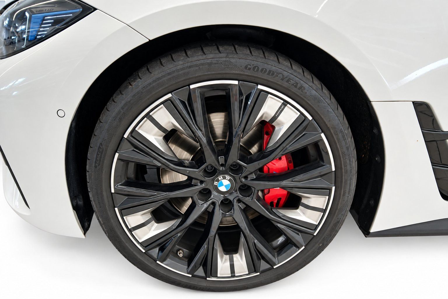BMW 420d xDrive Gran Coupe M Sport PRO GLSDCH/HUD/36 imagem 3