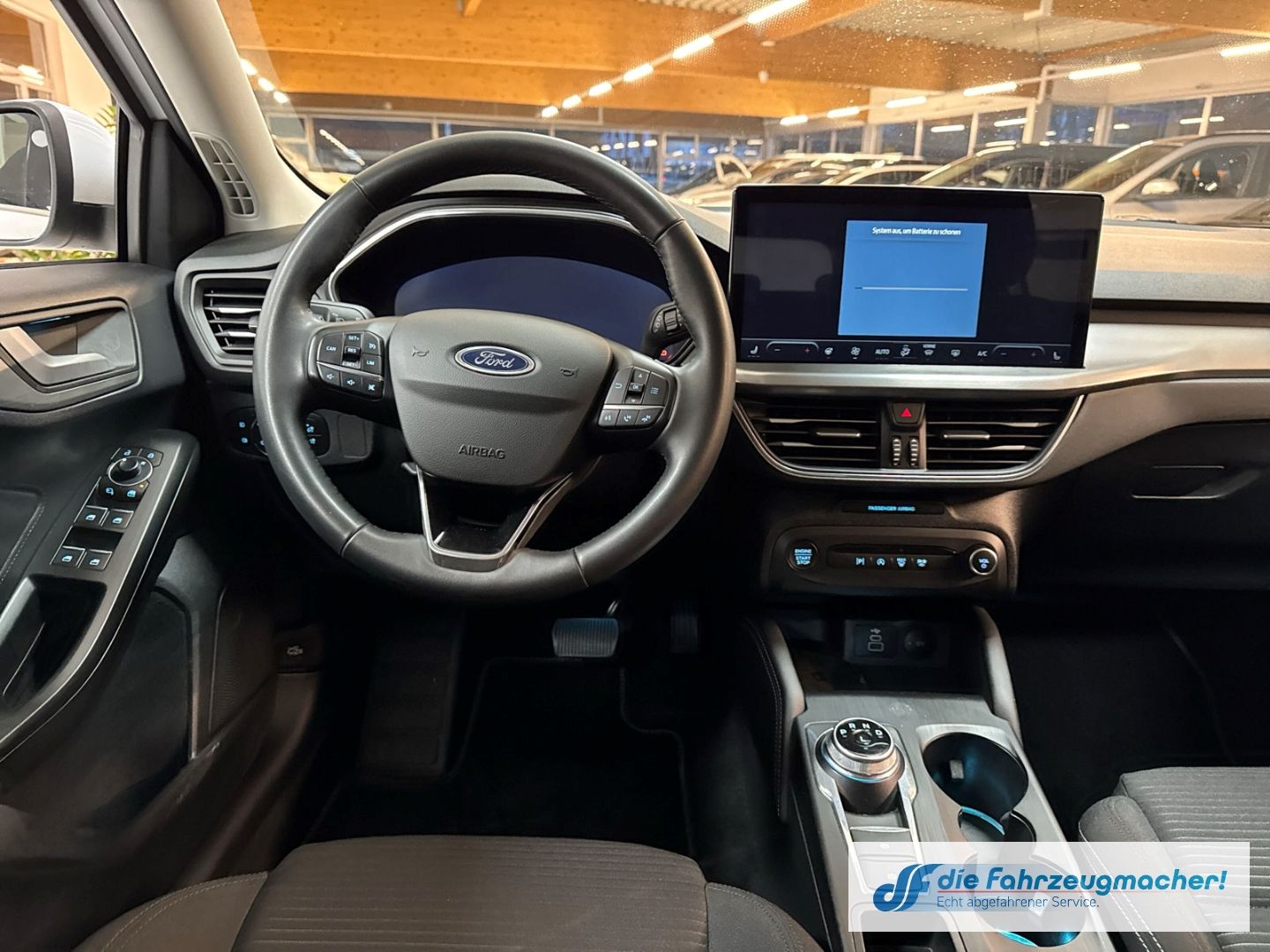 Fahrzeugabbildung Ford Focus Turnier Titanium X Navi Digitales Cockpit