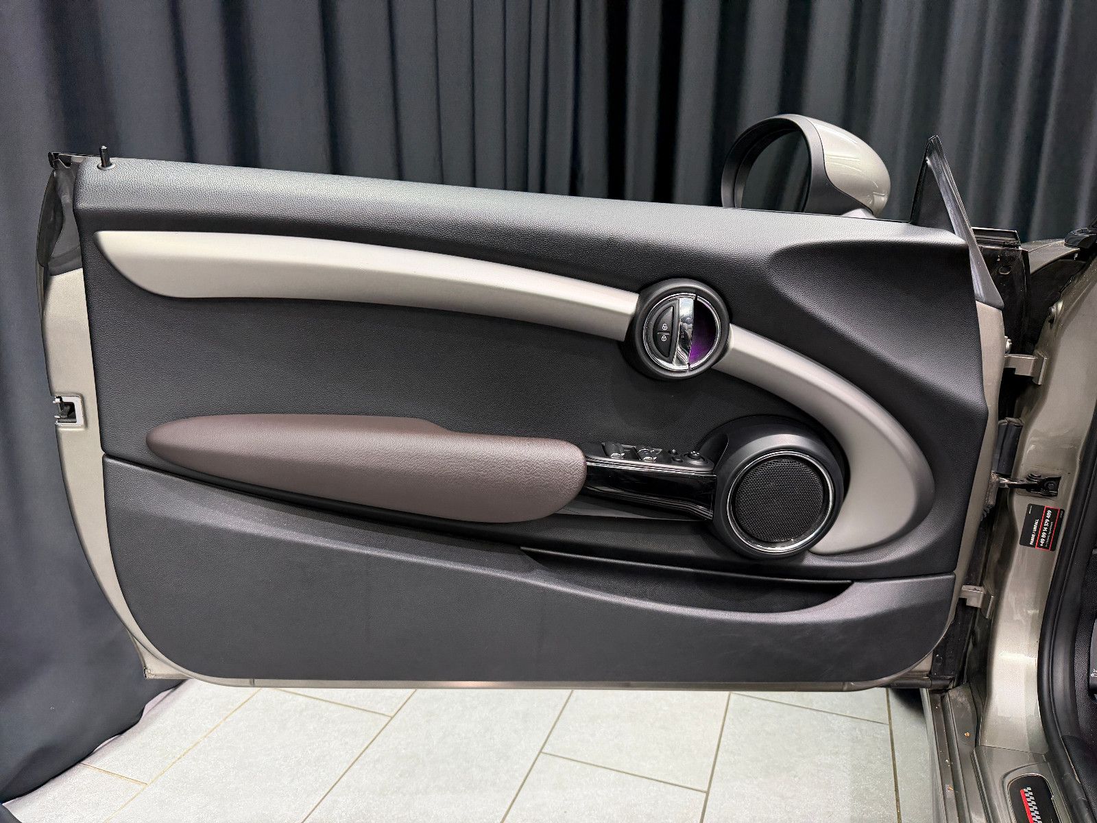 Fahrzeugabbildung MINI Cooper S Cabrio |AUTOMATIK|HuD|RF-KAMERA|LED