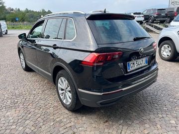 Volkswagen Tiguan - 4