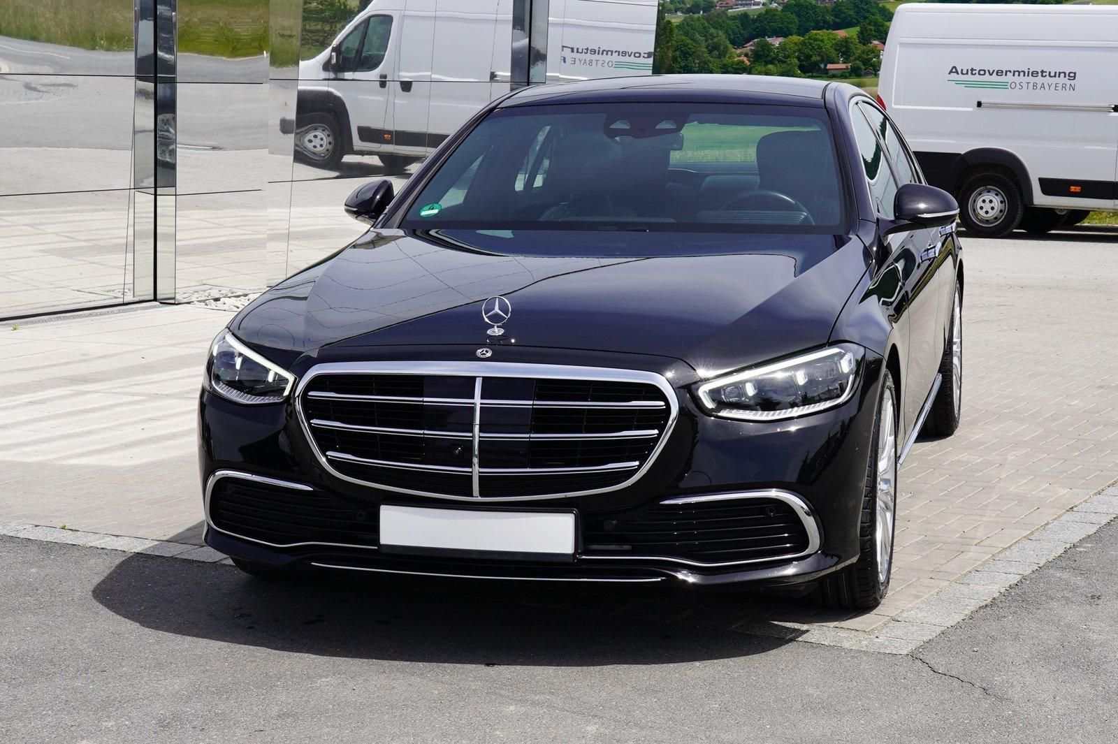 MERCEDES-BENZ S 350 d 4MATIC Augmented Reality Digital Light P