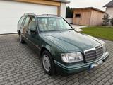 Mercedes-Benz E 200 T-Modell (W124/S124) - Mercedes-Benz: Kombi, S124