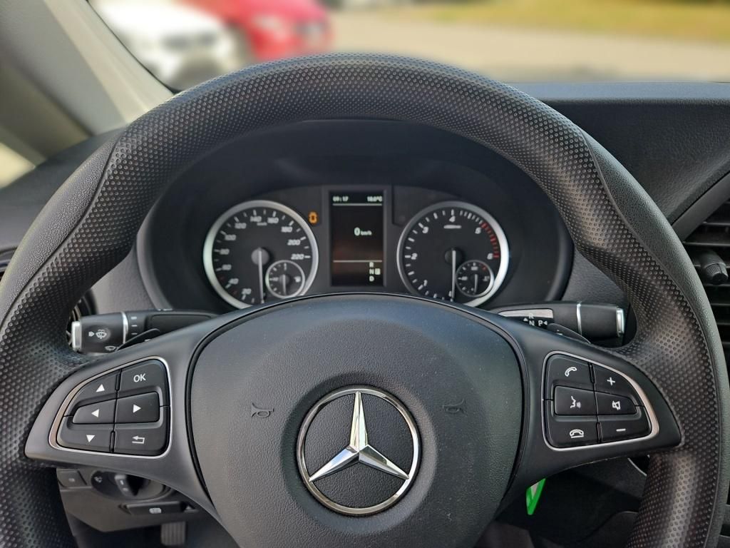Fahrzeugabbildung Mercedes-Benz Vito 114 Kasten Extralang LED-ILS AHK 2xST SHZ