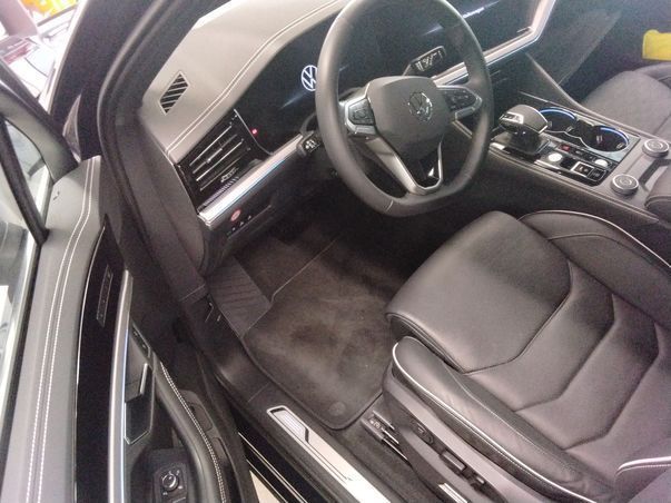 Volkswagen Touareg - Bild 6