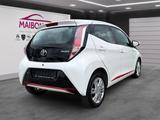 Toyota Aygo x-play TEMPOMAT ALLWETTER KAMERA KEYLESS - Toyota Aygo (X) Gebrauchtwagen in Mülheim (Ruhr)