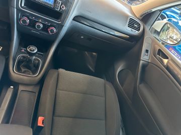 Volkswagen Golf VI Comfortline *1. Hand*Klima*Radio*USB*PDC