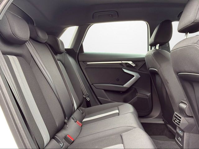 A3 SPORTBACK 30 TFSI S-TRONIC AZV+NAVI+CAM+LED