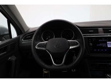 Volkswagen Tiguan - 9