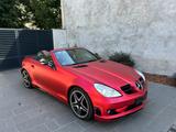 Mercedes-Benz SLK 55 AMG AMG - aus 2005: Slk 55