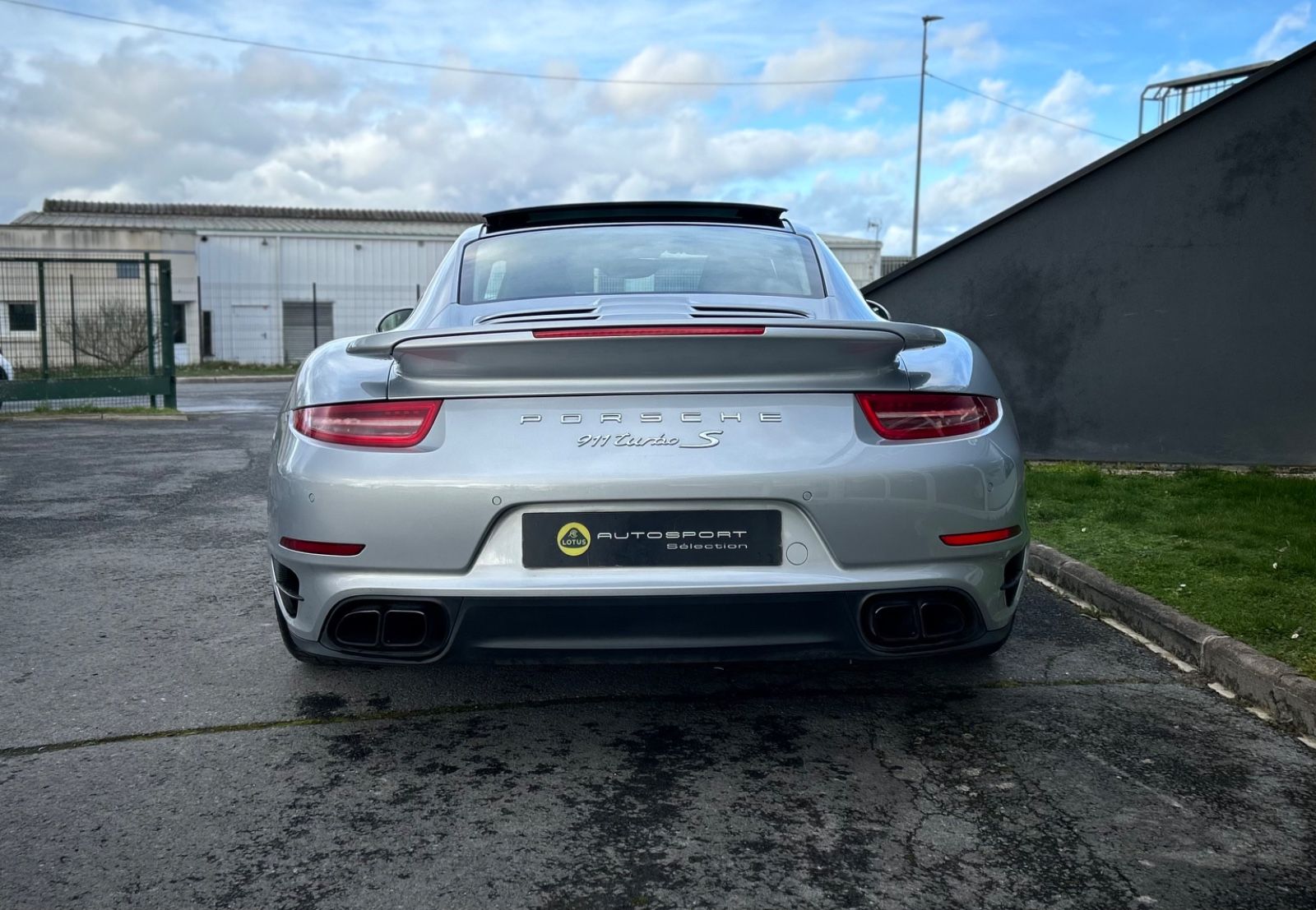 Porsche 911 Turbo S foto 16