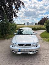 Volvo V40 1.8 Automatik | TÜV bis 11/2027 ... - gebrauchte Volvo V40 aus dem Jahr 2003
