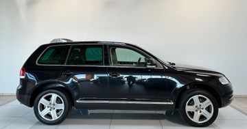 Fahrzeugabbildung Volkswagen Touareg V8 Bi-Xenon Navi Memory PDC 4xSitzhzg LM