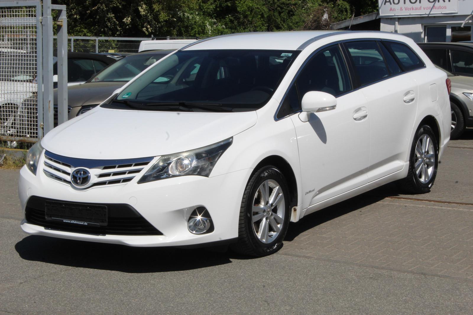 Toyota Avensis Combi 1,8-l-Valvematic Life