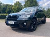 BMW X5 xDrive30d | M-Paket | AHK | Standheizung - BMW X5 mit Diesel-Antrieb: Leder, Navigationssystem