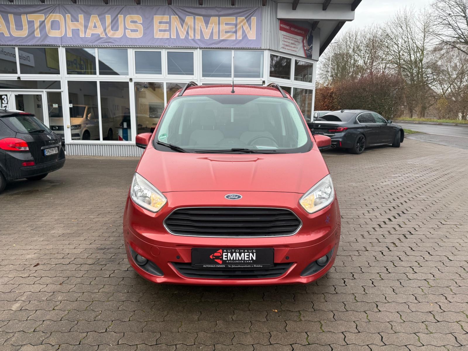 Ford Tourneo Courier Titanium