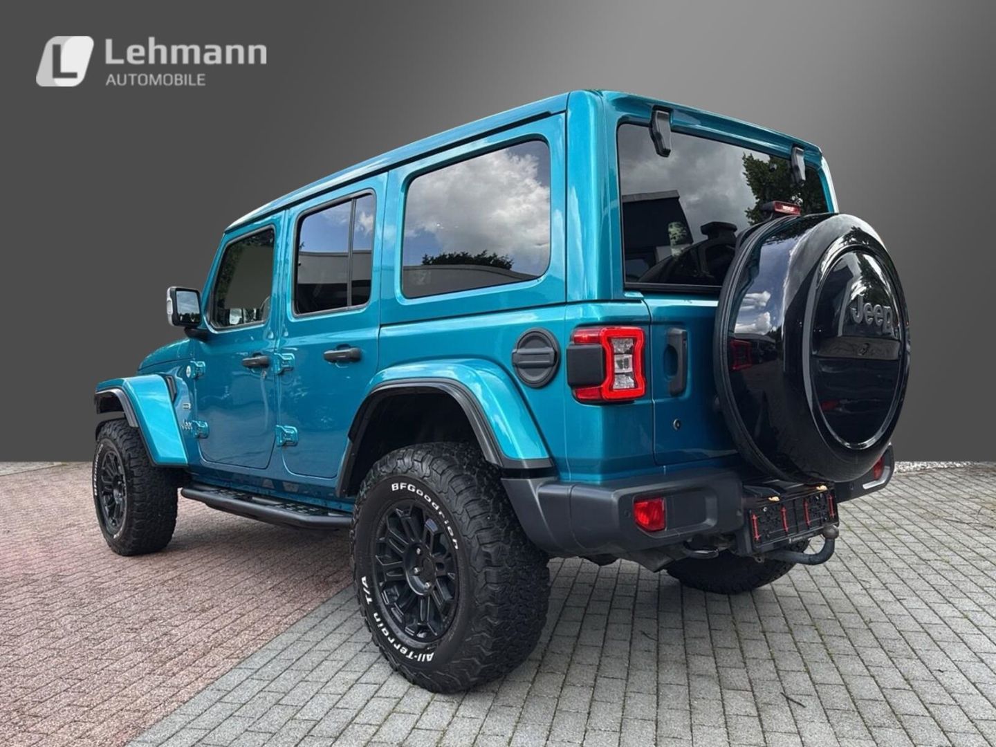 Fahrzeugabbildung Jeep Wrangler Sahara 2.2 CRDi - Umbau - Sky-One-Touch