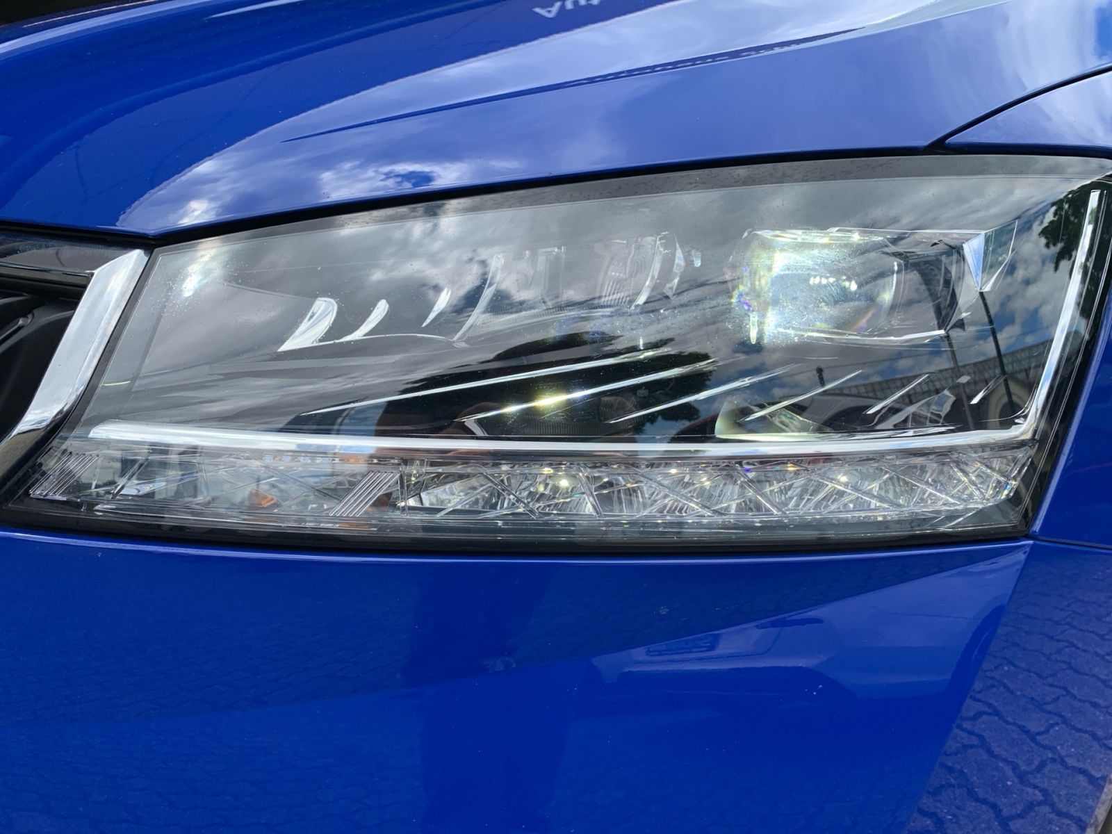 Fahrzeugabbildung SKODA Fabia 1.0 TSI Drive 125 Best of OPF Navi Glasdac
