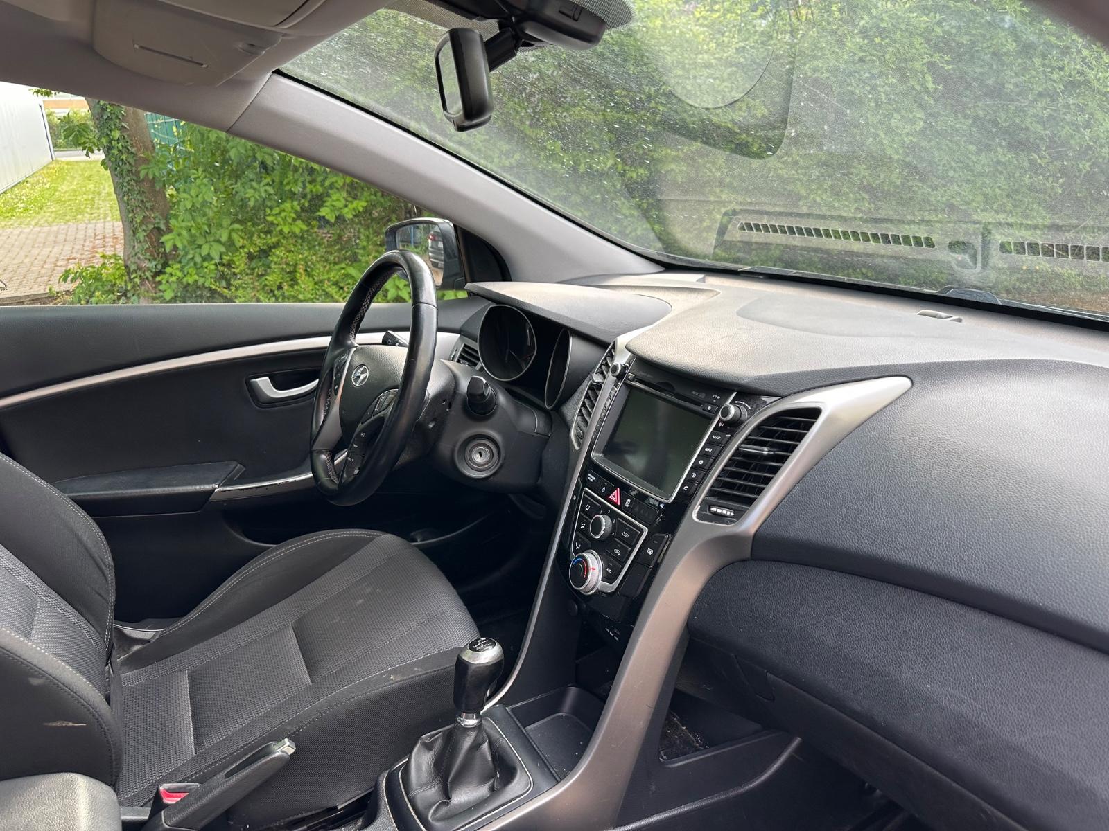 Hyundai i30 cw Trend Navi Leder Xenon