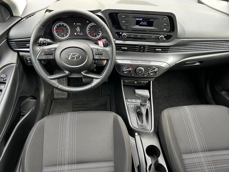 Fahrzeugabbildung Hyundai i20 1.0T 7DCT SELECT FUNKT-P 1HD SHZ GARANT-2/28