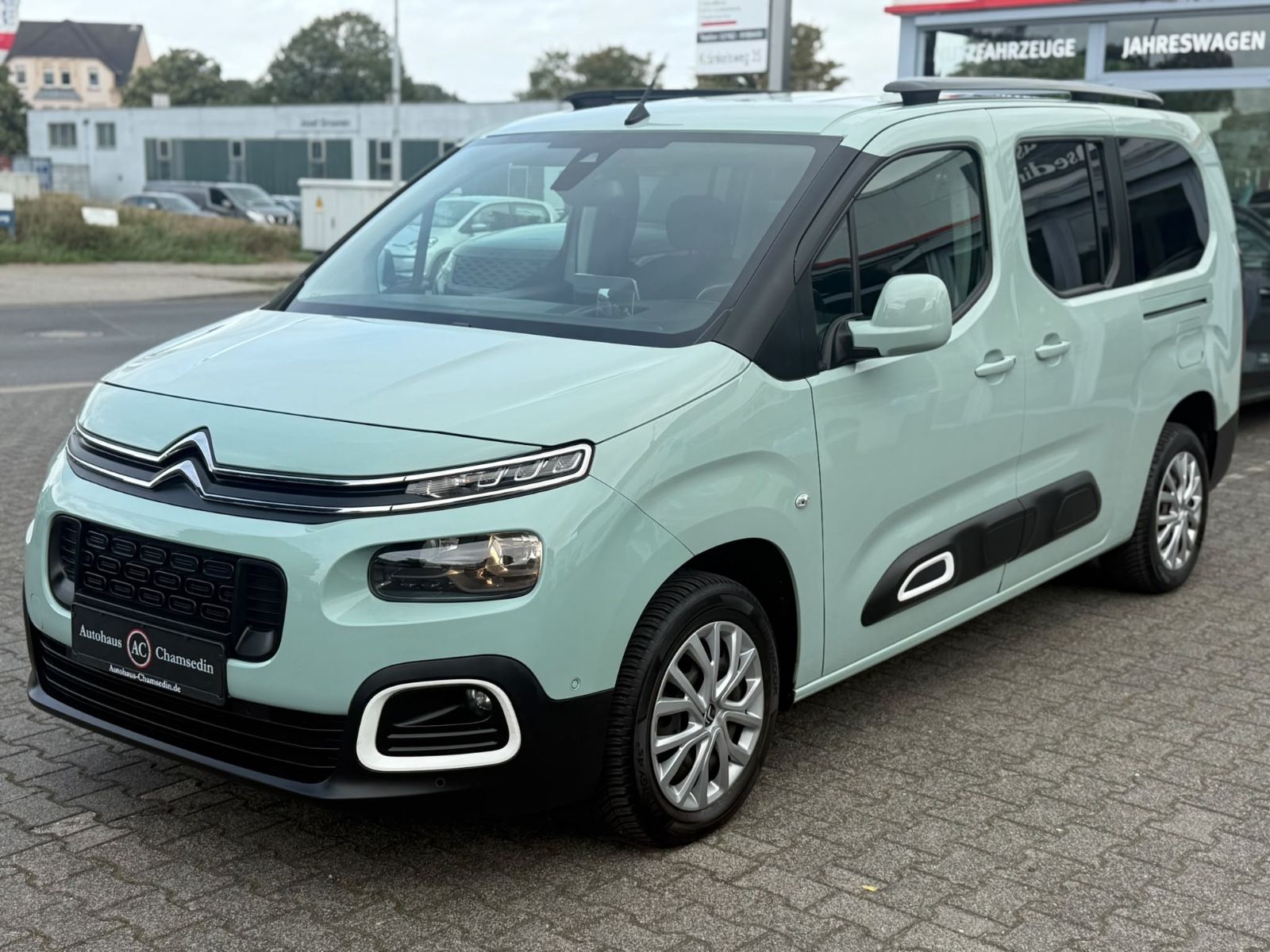 Citroën Berlingo Shine XL |7 Sitzer| imagem 2