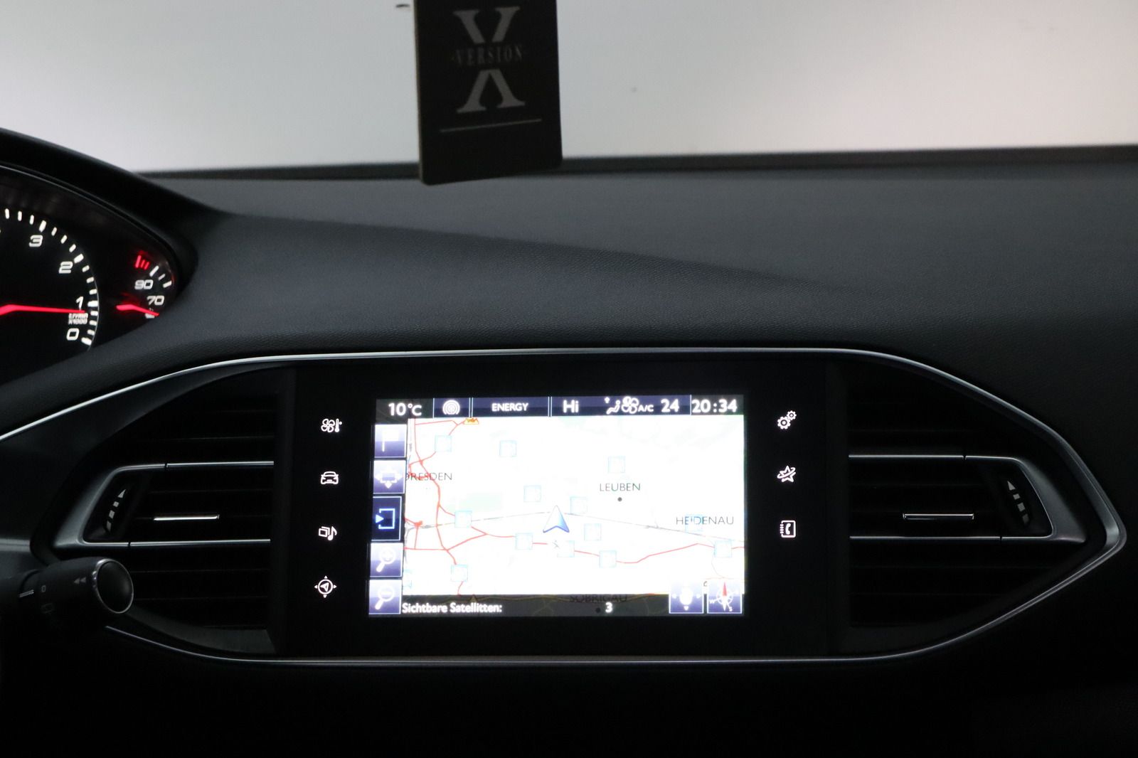 Fahrzeugabbildung Peugeot 308 Active * LED * Navi * Massage