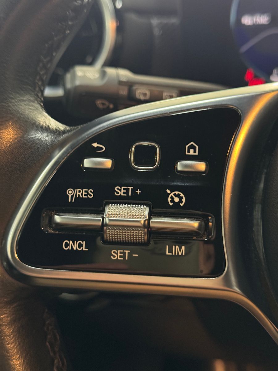 Mercedes-Benz CLA 200 SB 8G-DCT 4MATIC SPORTPAKET PROGRESSIVE