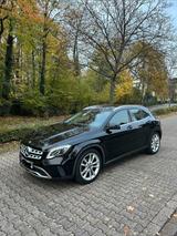Mercedes-Benz Mercedes GLA200 X156 - Mercedes-Benz GLA X156