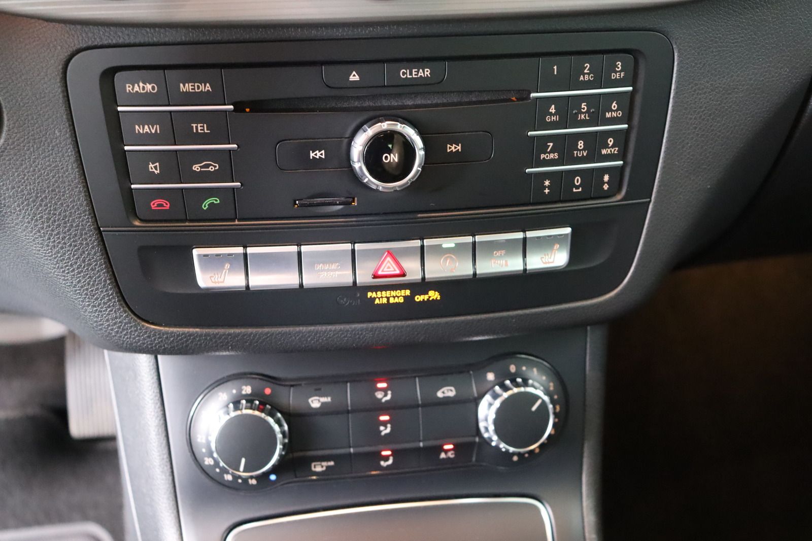 Fahrzeugabbildung Mercedes-Benz B 180 d * LED * Parkassist. * Keyless