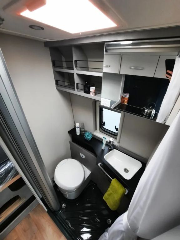 Fahrzeugabbildung Crosscamp Camper Vans CV 600 Fiat Verfüg./Sparen Sie 13.69
