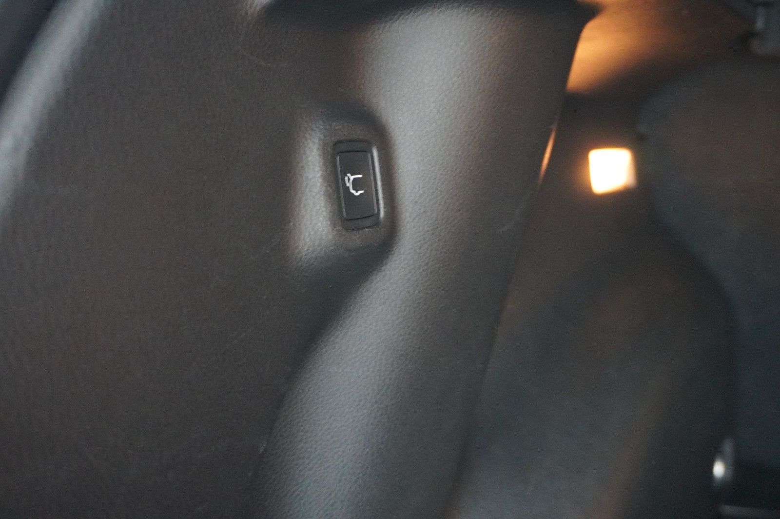 Fahrzeugabbildung Jeep Compass S 1.3T-GDI PHEV AWD SPORT NAVI/SH/KAMERA
